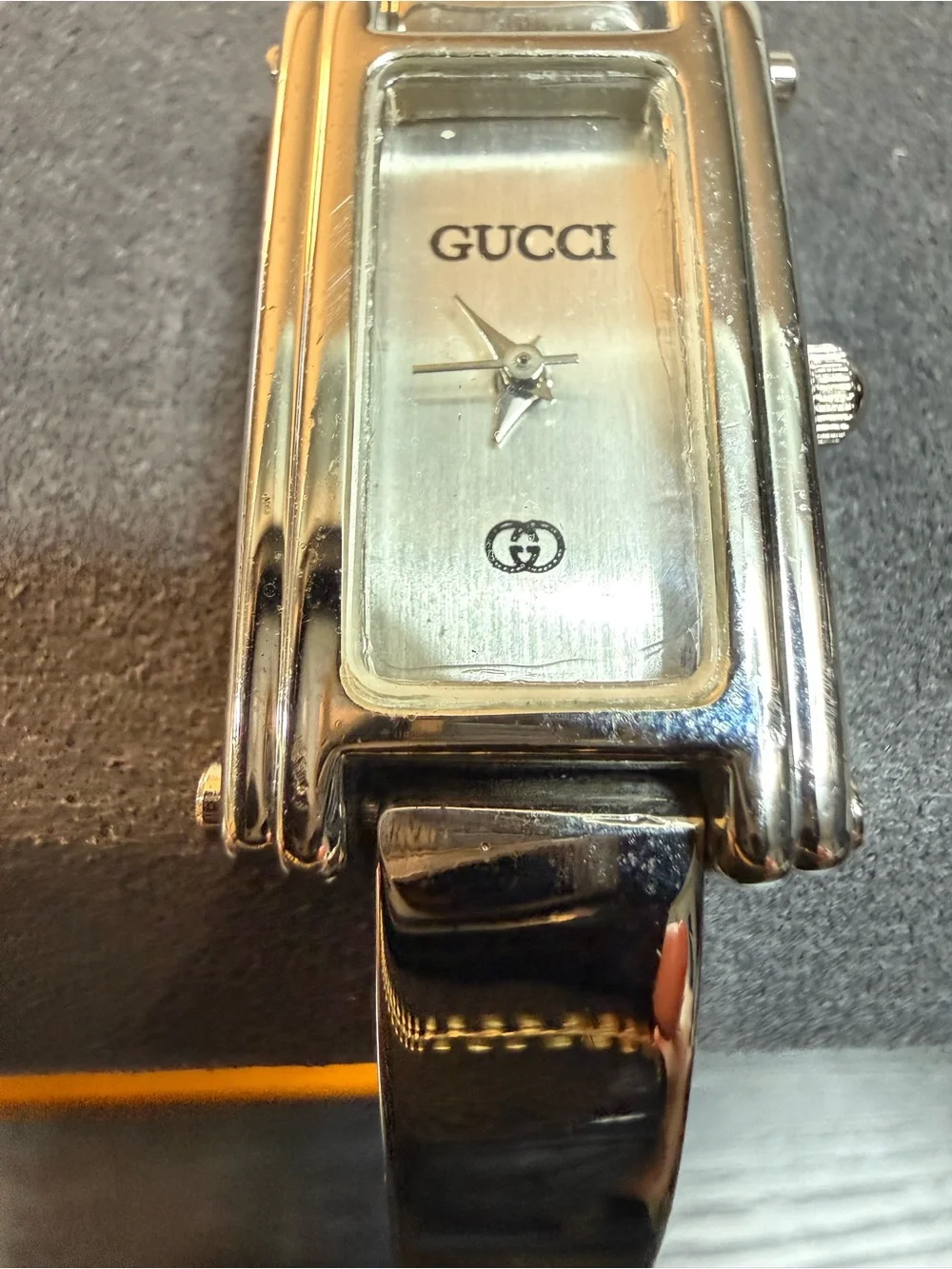 Vintage Gucci 1000.06 Silver Tone Bangle Watch Swiss Made Working New Battery